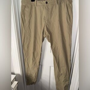 lululemon athletica Men's Khaki Chinos